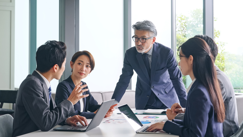 経営者/人事の8割超がミドル・シニア人材の採用を「強化したい」と回答／ミドル・シニア人材の“採用”に関する調査